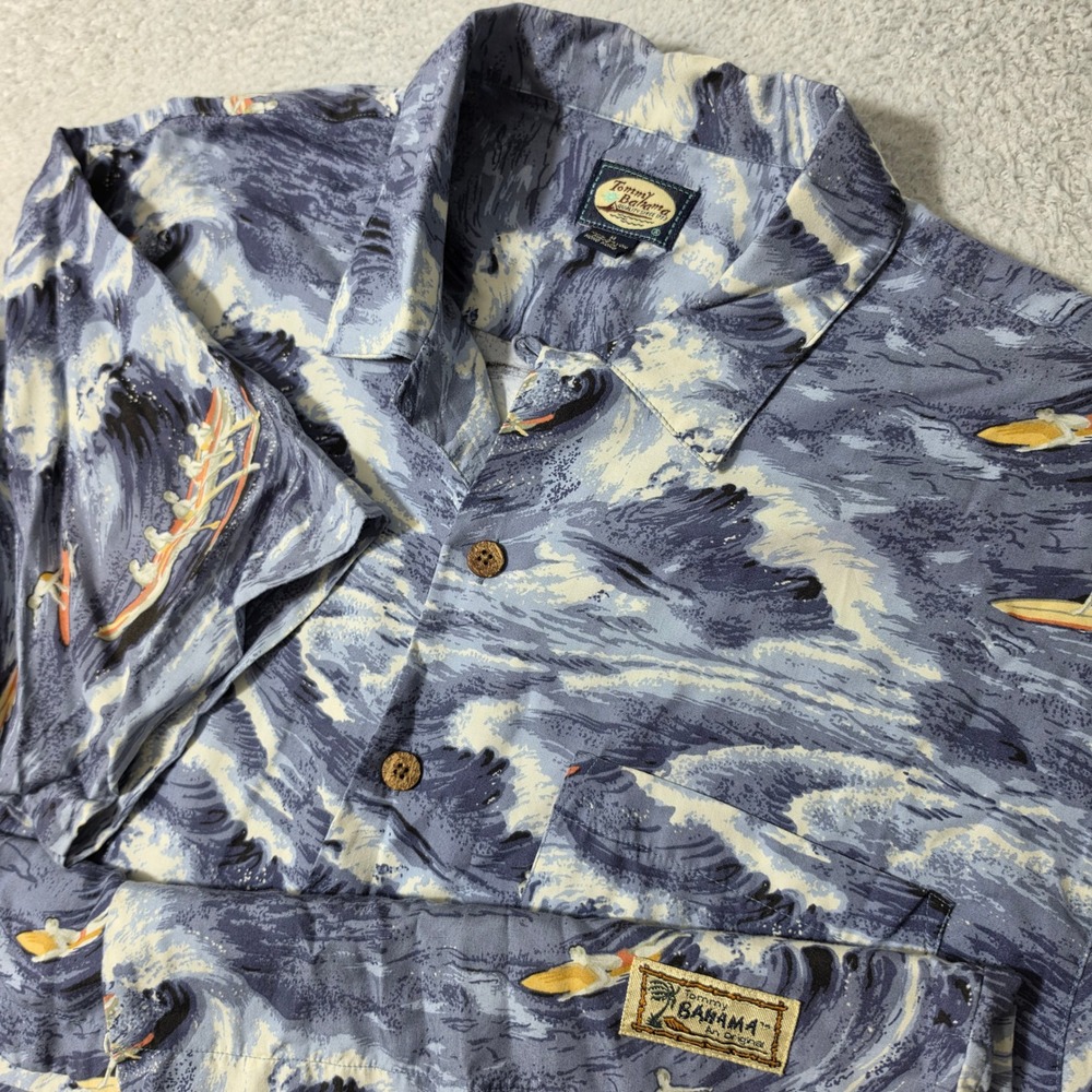 VTG Tommy Bahama Button Up Shirt Mens Med Blue Surfer Wave Print Rayon S/S‎